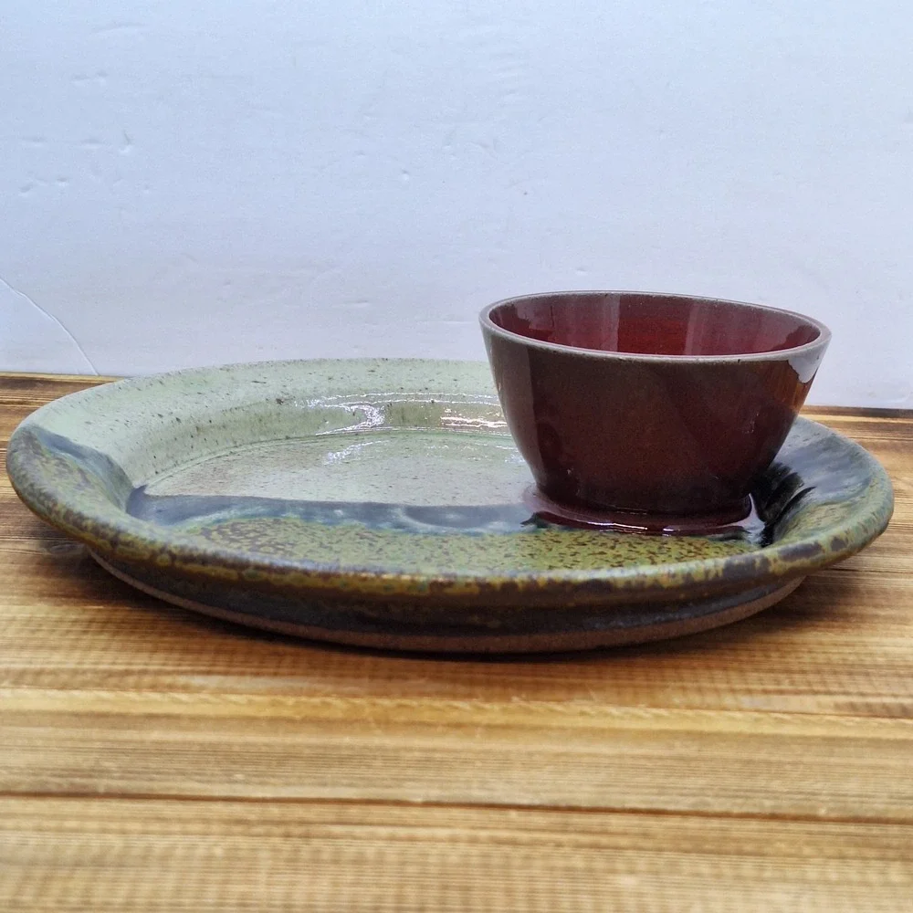 Handmade Pottery Chip & Dip‎ Snack Plate with Attached Dipping Bowl 10.5